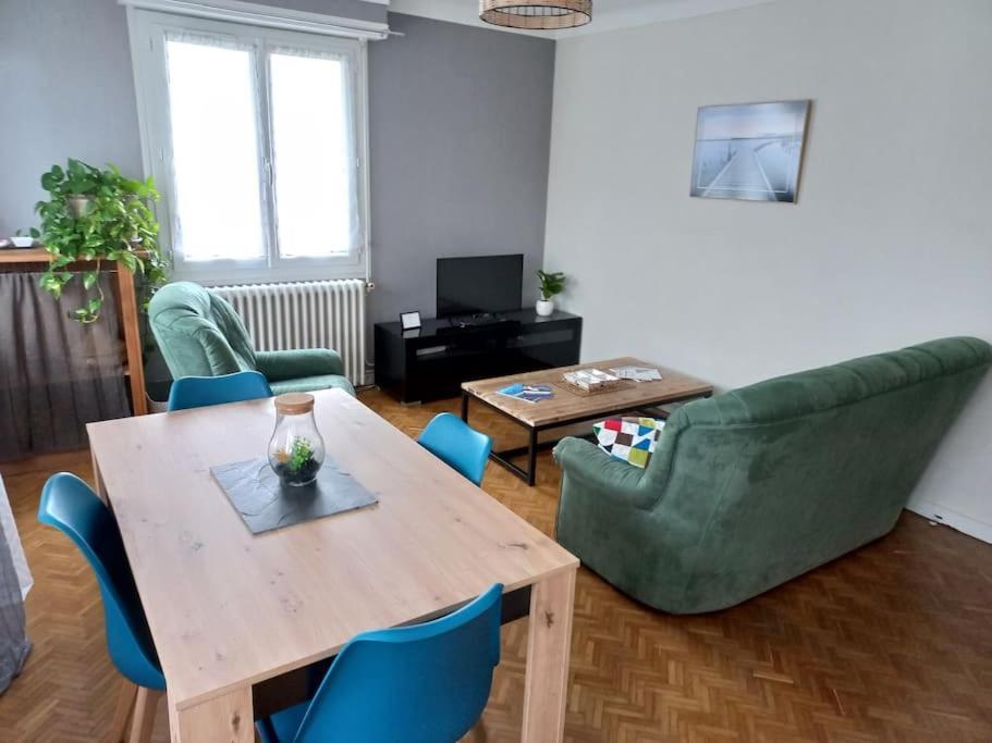 Appartement Dans Villa Pau Exterior photo